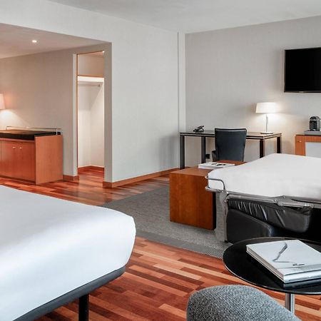 Ac Hotel La Rioja By Marriott Логроньо Экстерьер фото