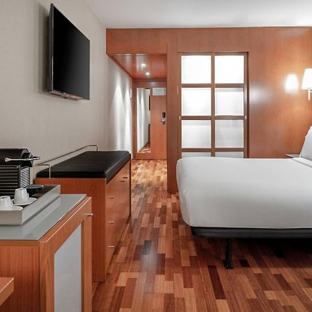 Ac Hotel La Rioja By Marriott Логроньо Экстерьер фото