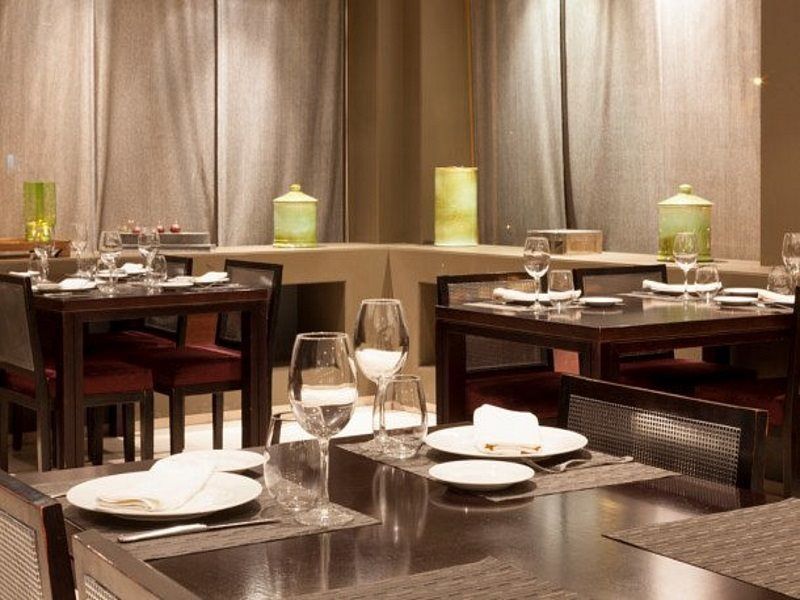 Ac Hotel La Rioja By Marriott Логроньо Экстерьер фото