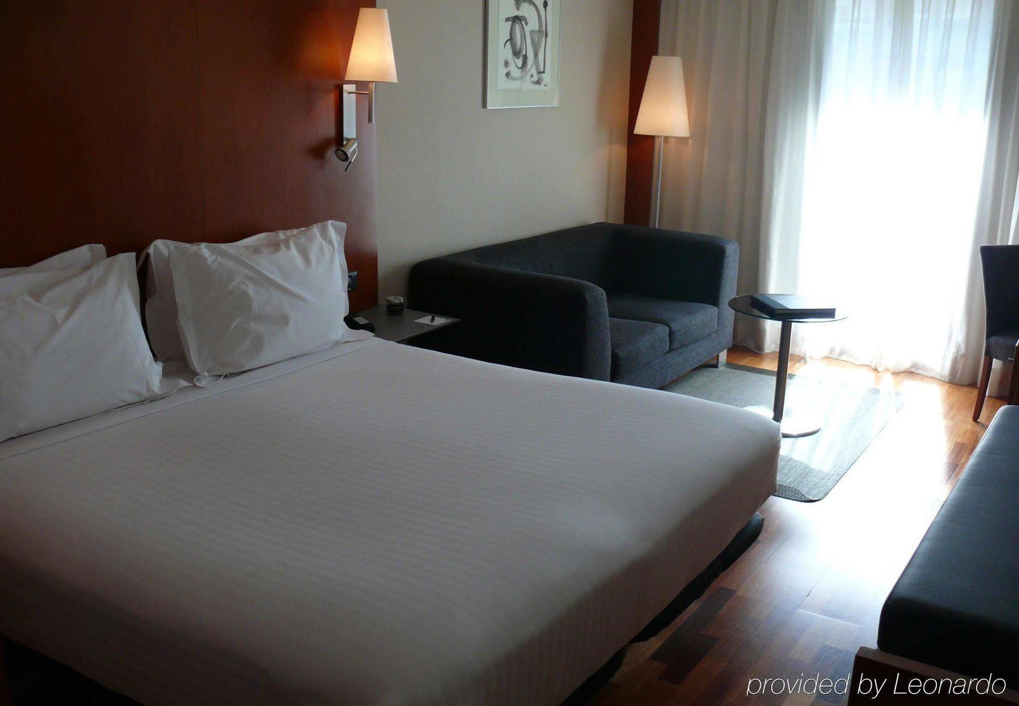 Ac Hotel La Rioja By Marriott Логроньо Экстерьер фото